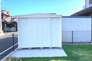 三重県四日市市　K様邸 　マツモト物置　MN-2610　GW色　デザイン物置　エクステリア　外構　