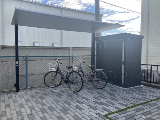 三重県鈴鹿市　H様邸　　LIXIL　テラスSC　自転車置き場　サイクルポート　テラス屋根