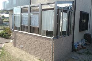 三重県四日市市　 M様邸 　LIXILガーデンルーム　ココマⅡ　L字腰壁タイプ　サンルーム　お庭