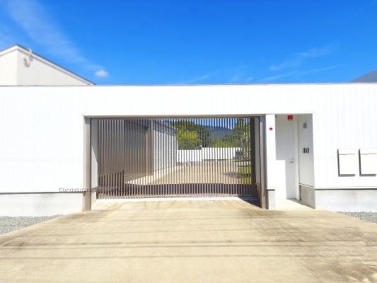 三重県津市　T様邸　三協アルミ　スライディングゲート　ワイドシャッター　防犯対策　外構